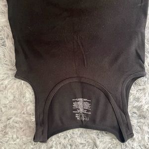 9 women’s tank tops